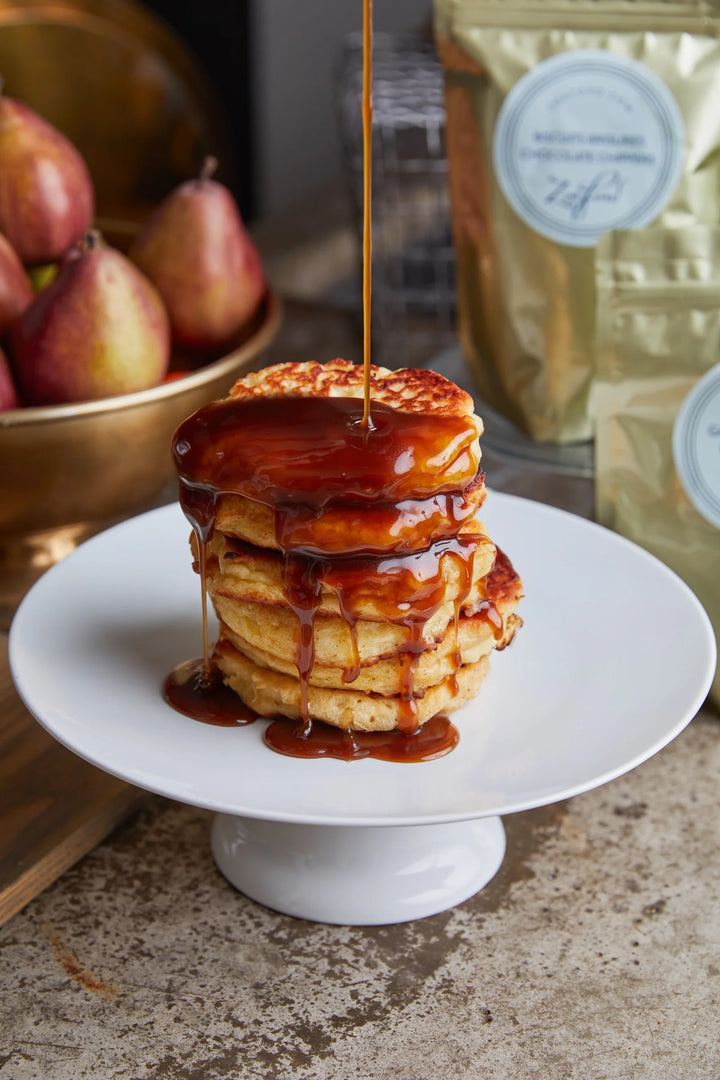 MAISON ZOE FORD | Mélange pour crêpes au caramel collant et aux beignets